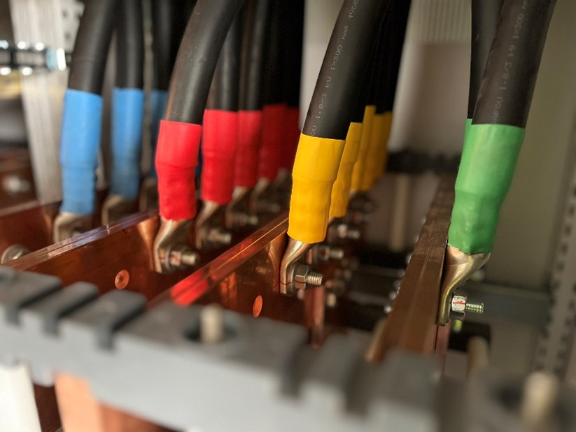 ERŐSÁRAMÚ TERVEZÉS